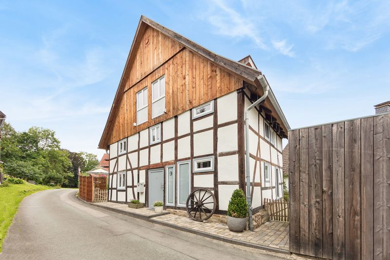 Charmantes Fachwerkhaus mit modernstem Wohnkomfort